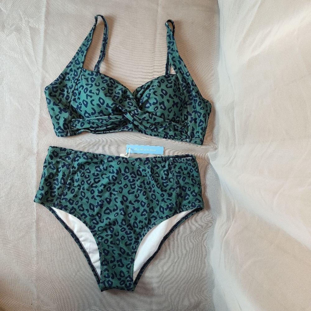 Live Life On The Beach 2 Piece Bikini Swimsuit Large Animal Print NEW